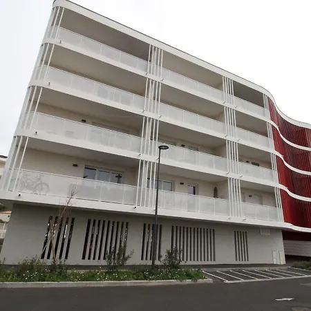 Apartmán T2 Avec Balcon, Parking Prive, Wifi - - Fr-1-553-204 Balaruc-les-Bains