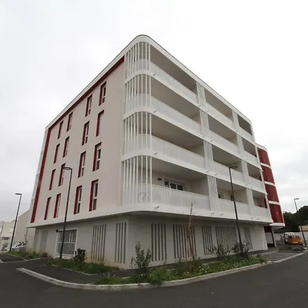 T2 Avec Balcon, Parking Prive, Wifi - - Fr-1-553-204 Balaruc-les-Bains