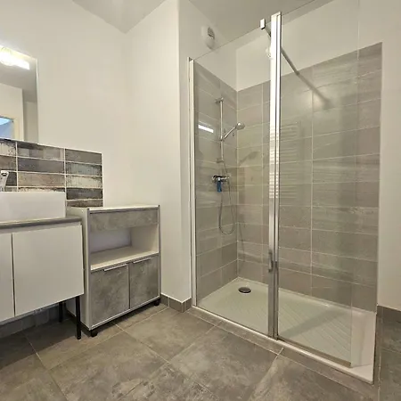 アパート T2 Avec Balcon, Parking Prive, Wifi - - Fr-1-553-204 *
