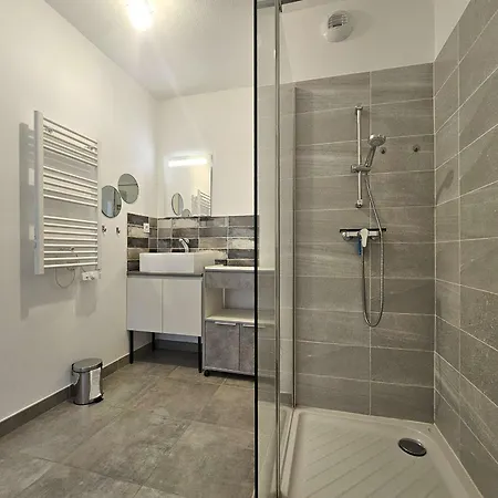 アパート T2 Avec Balcon, Parking Prive, Wifi - - Fr-1-553-204 バラルック・レ・バン