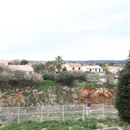 T2 Avec Balcon, Parking Prive, Wifi - - Fr-1-553-204