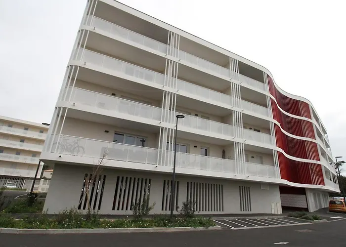 Appartement T2 Avec Balcon, Parking Privé, Wifi - - Fr-1-553-204 Balaruc-les-Bains
