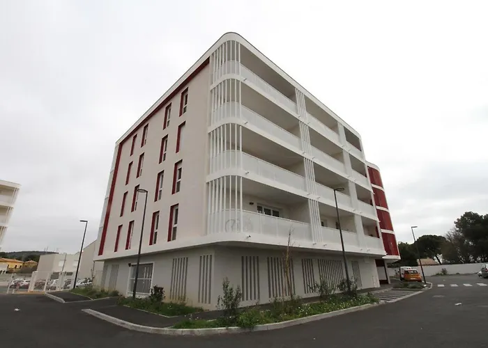 T2 Avec Balcon, Parking Privé, Wifi - - Fr-1-553-204 Balaruc-les-Bains